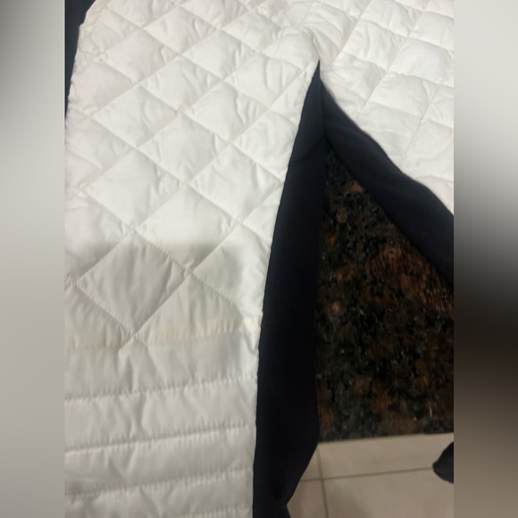 Alo Airbrush high waist winter moto puffer pant ivory/black - Picture 8 of 12